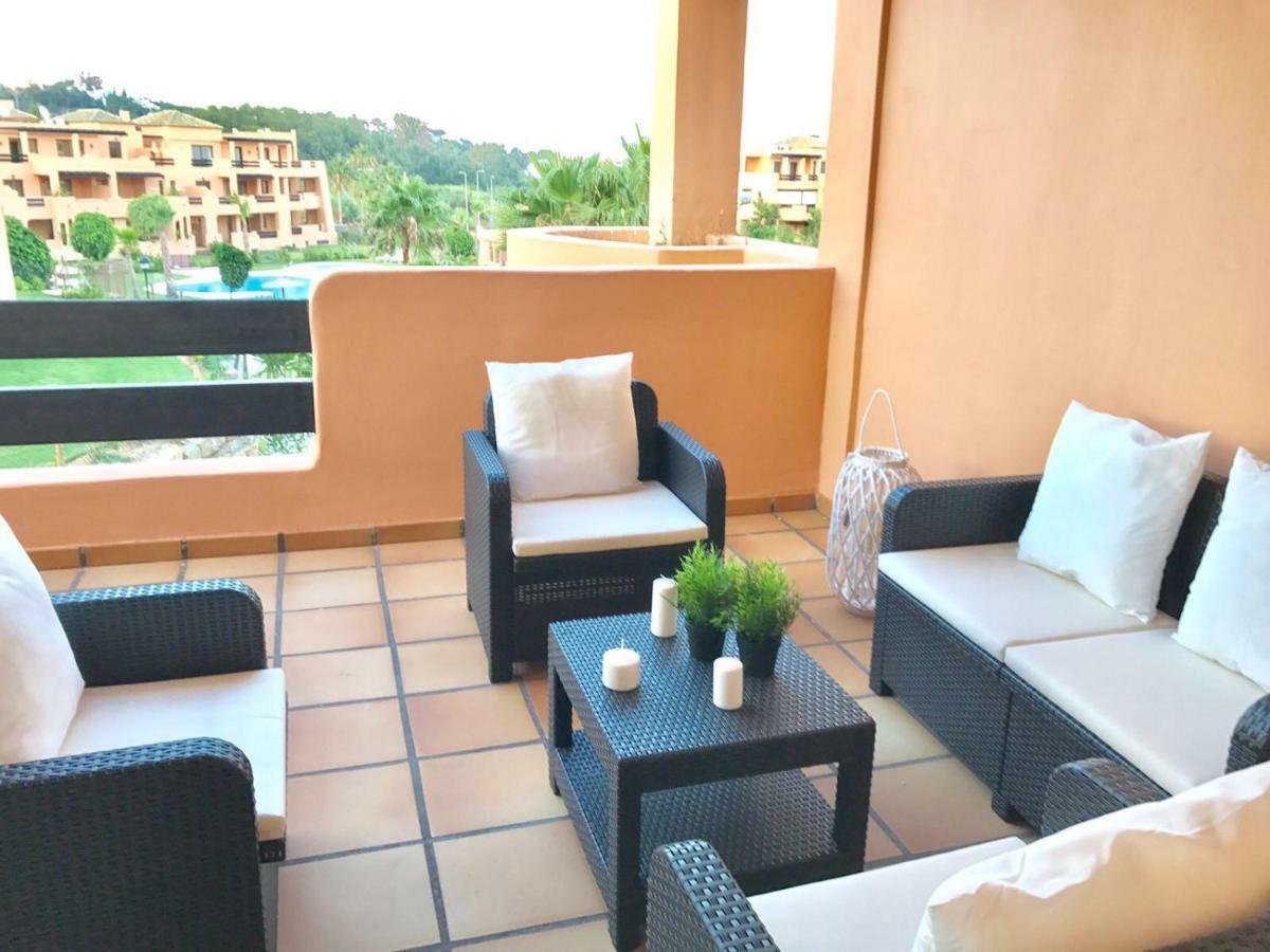 Casares Beach Golf Apartments Exterior foto